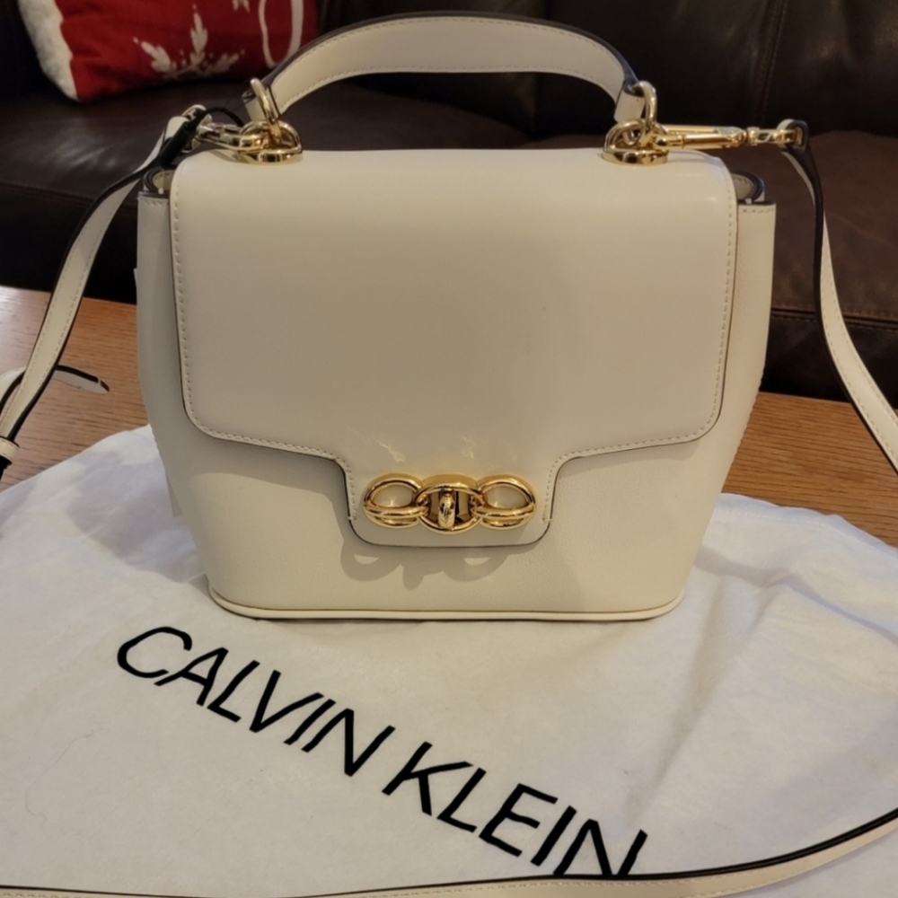 Calvin Klein Crossbody Bag Cream